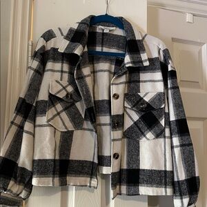 Double Pocket Shacket